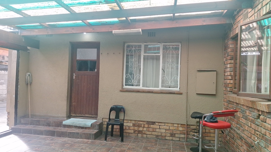 5 Bedroom Property for Sale in Retreat Western Cape